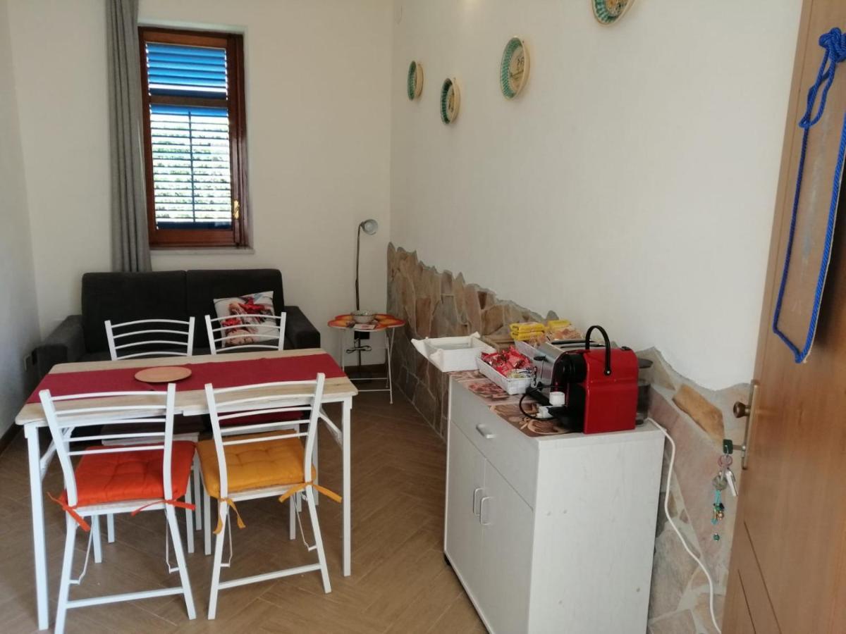 Mondello Beach The House With Green Lawns Villa Exterior photo